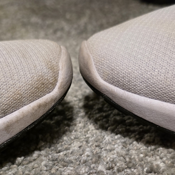 Nike Women's White and Pink Athletic Shoes 8.5 Wide - Picture 2 of 6
